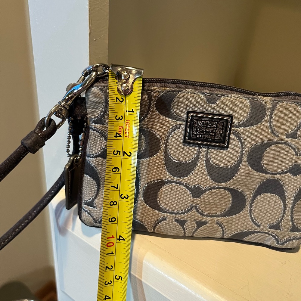 Coach Canvas Signature C Poppy Wristlet - Picture 5 of 7